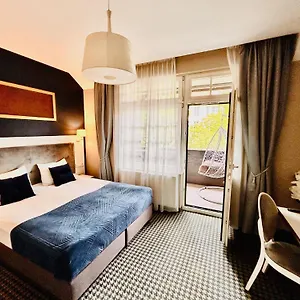 3* Hotel Art Novis Center